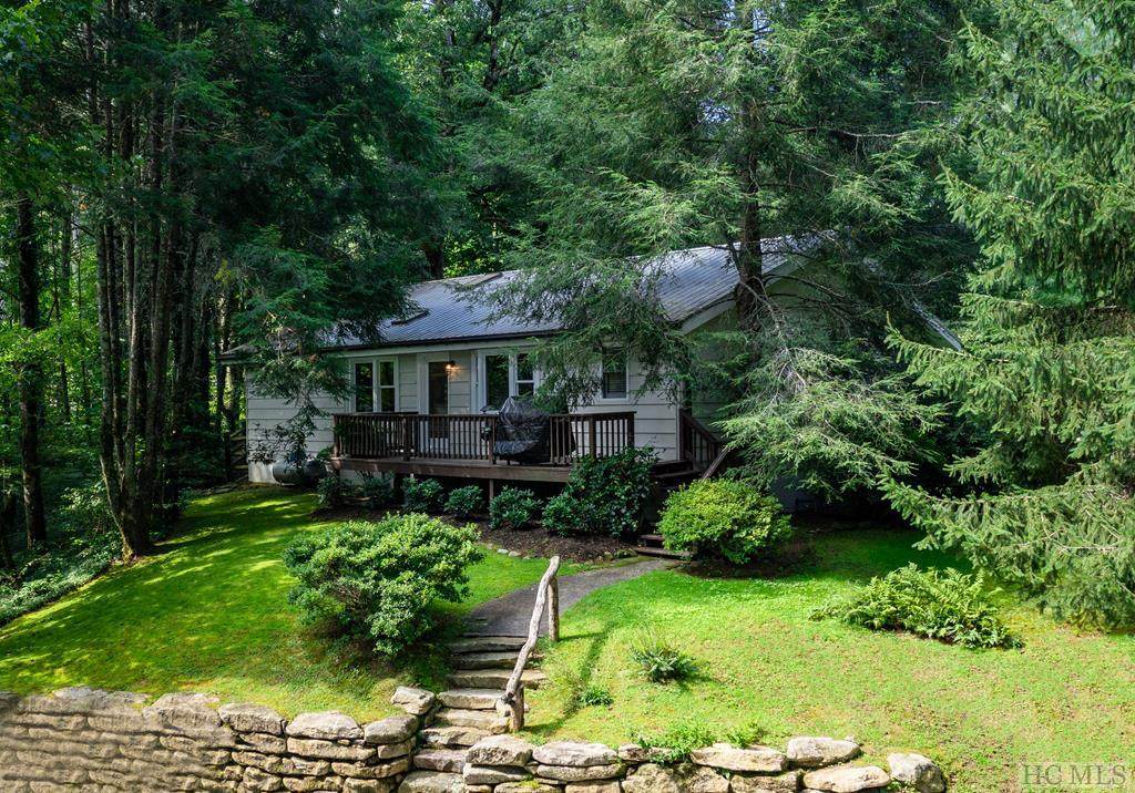 346 Whiteside Cove Road - Photo 1