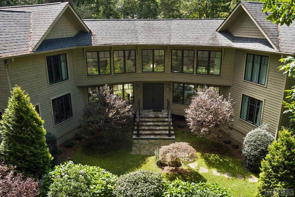 879 Cherokee Trail - Photo 1