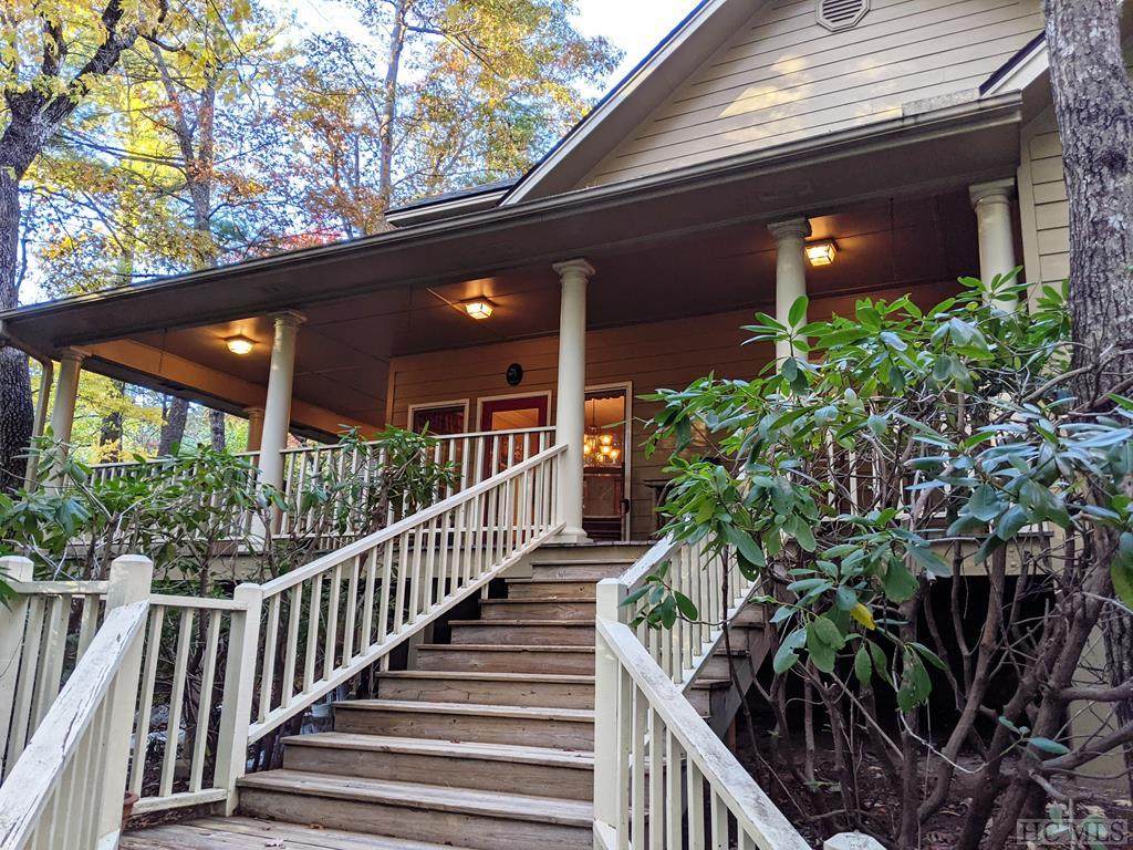 1142 Buckberry Drive North - Photo 1