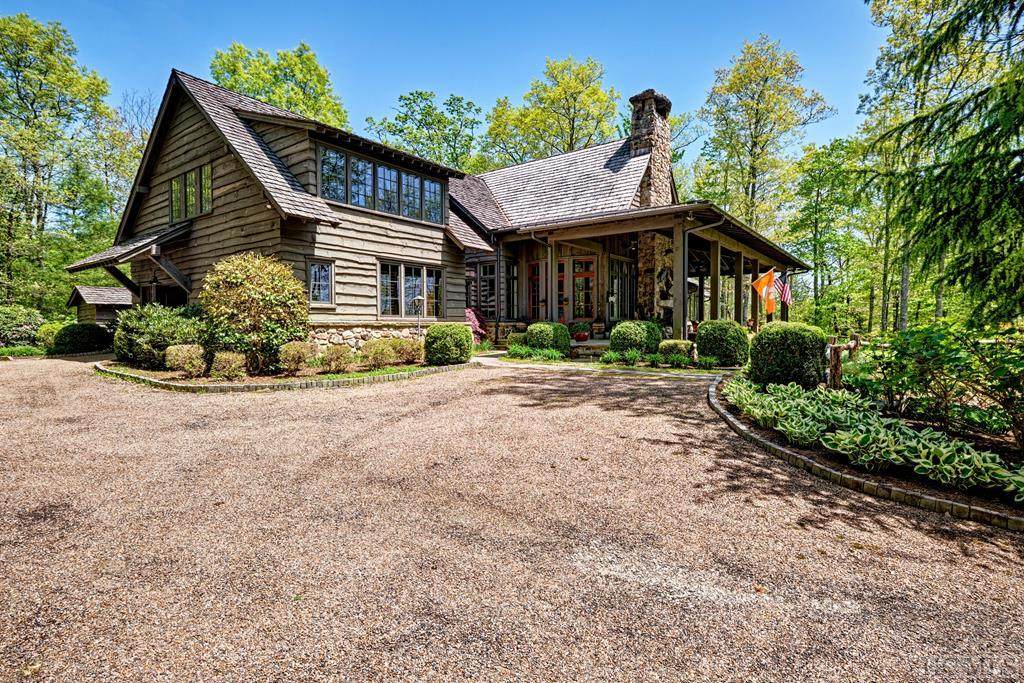86 Crestwood Road - Photo 1