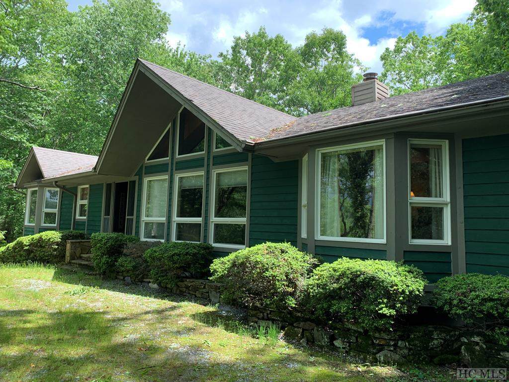 796 Hawk Mountain Road - Photo 1