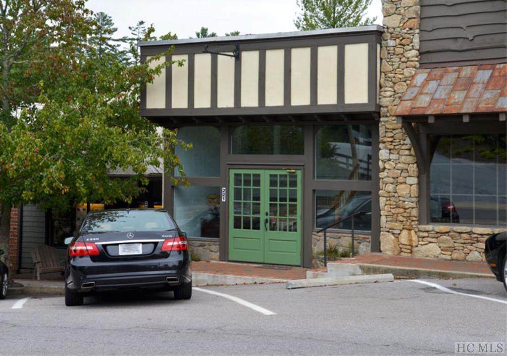 221 4th Street - Photo 1