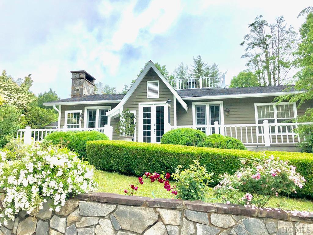 230 Hummingbird Lane - Photo 1