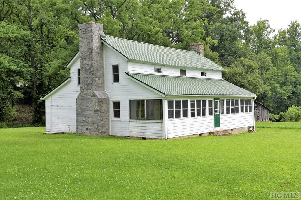 521 Peeks Creek Road - Photo 1
