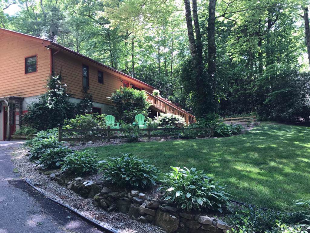 1500 Cullasaja Drive - Photo 1