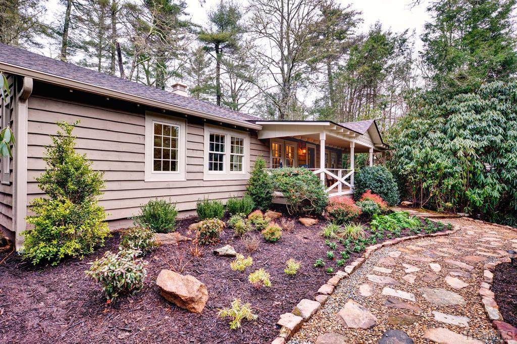 1411 Flat Mountain Road - Photo 1