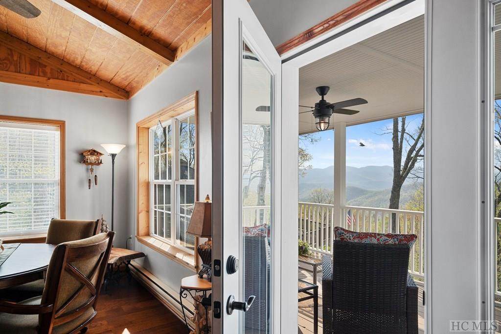 326 Pleasant Mountain Drive - Photo 1