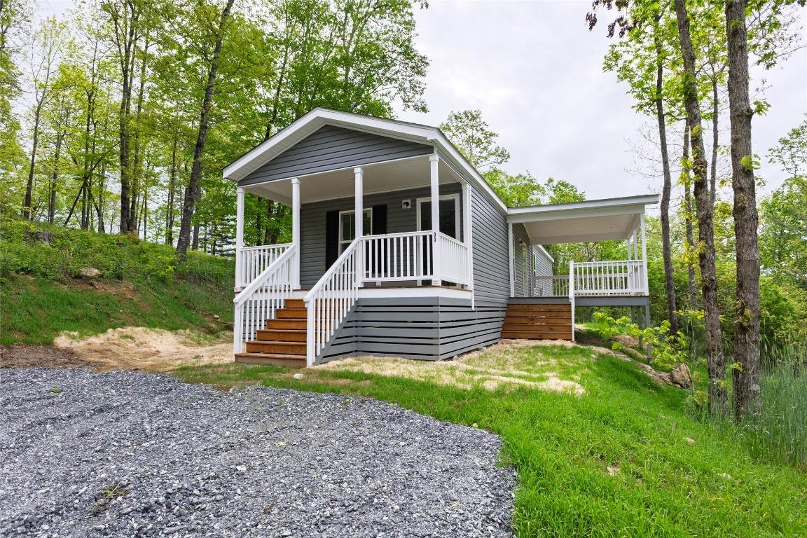 725 Ridge Crest Lane - Photo 1