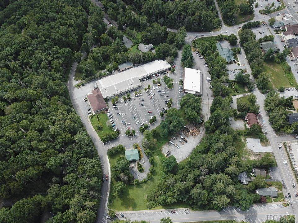 103 Highlands Plaza - Photo 1