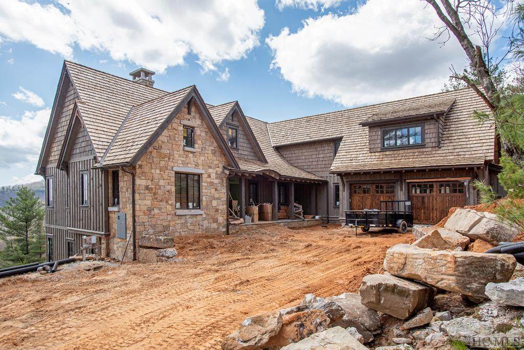 723 East Ridge Road - Photo 1