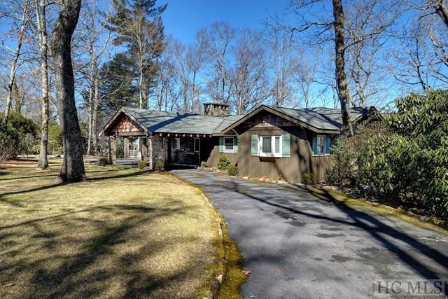 524 Center Drive - Photo 1