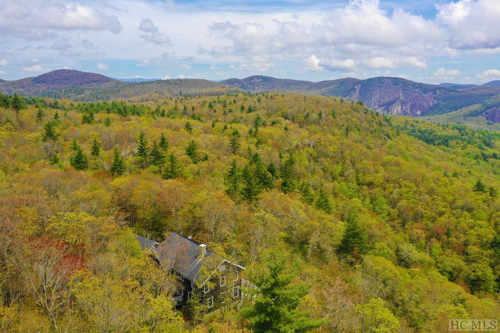 887 Treasurewood Road - Photo 1