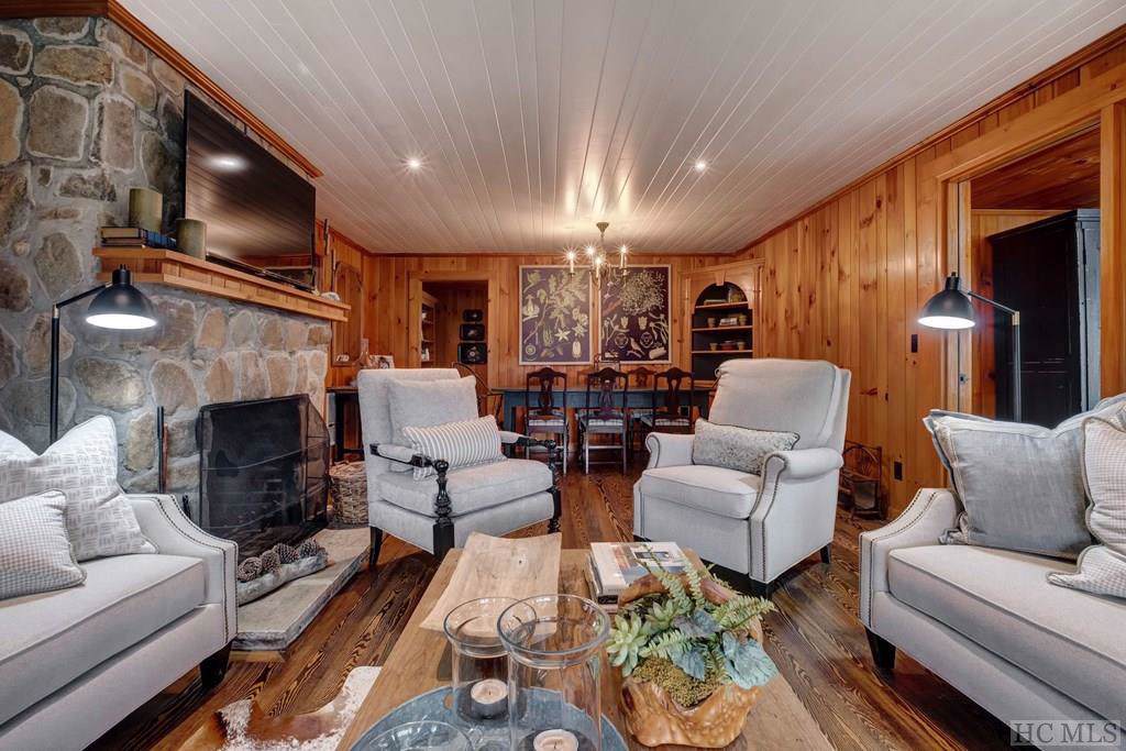 376 Wingina Place - Photo 1