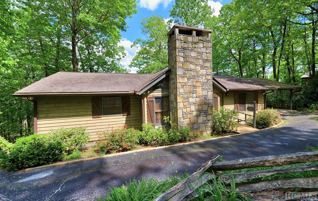100 Apple Mountain Circle - Photo 1