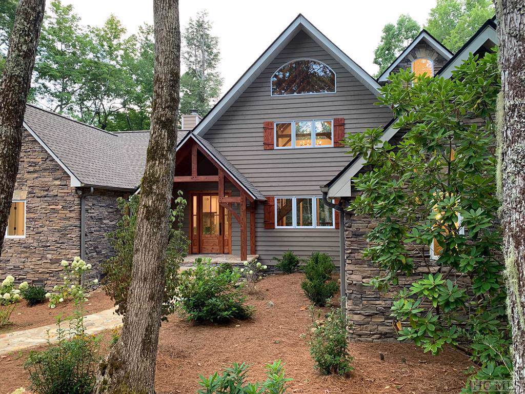 891 Crescent Trail - Photo 1