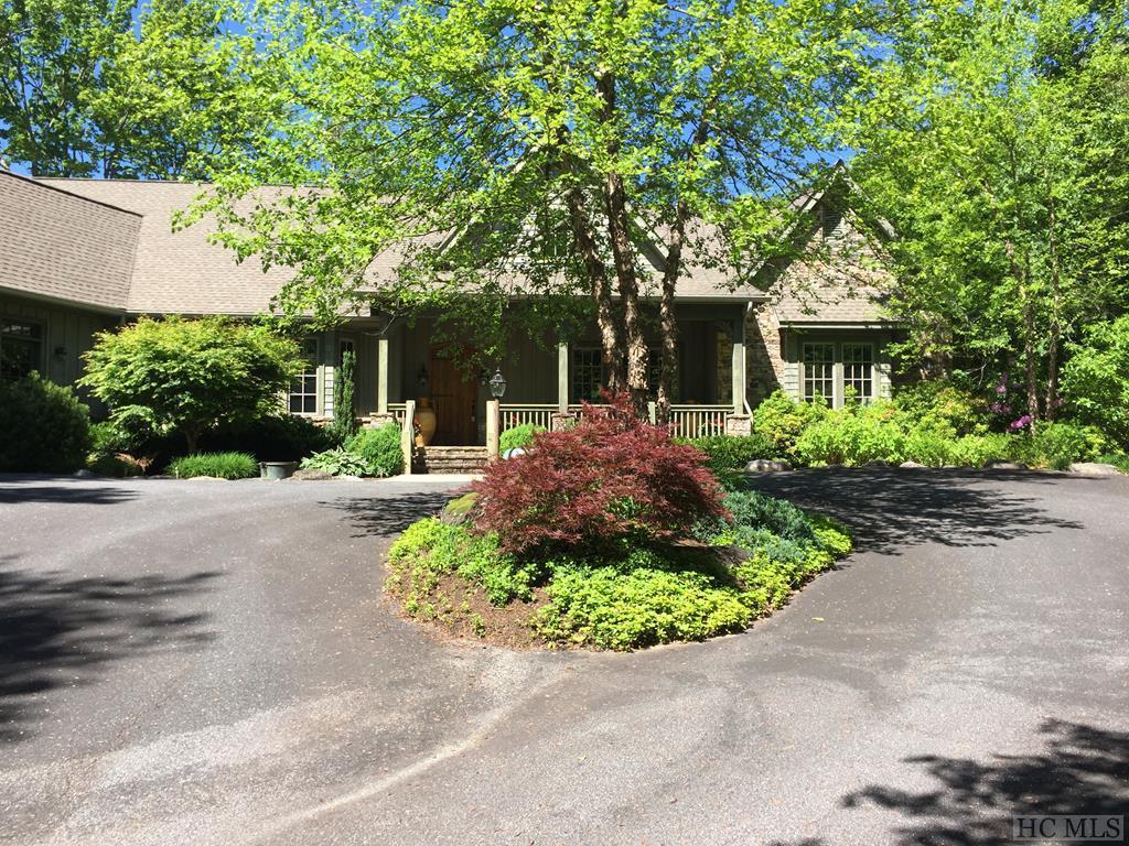 61 Maple Lane - Photo 1