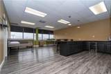 8320 Oak - 222 Trafficway - Photo 17