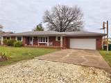 302 Linn Street - Photo 1