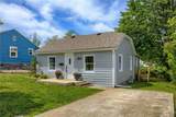 812 Saville Street - Photo 2