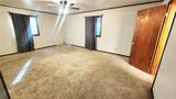  452 Fieldcrest Drive - Photo 15
