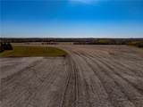 627 900 Road - Photo 20