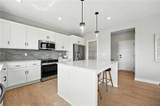 11112 Glenwood Avenue - Photo 6