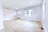 3312 Delavan Avenue - Photo 2