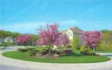 1946 Woodridge Drive - Photo 11