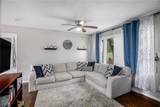 6131 Longwood Avenue - Photo 5