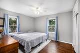 6131 Longwood Avenue - Photo 10