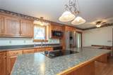 915 Walnut Street - Photo 17