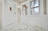 401 Noyes Boulevard - Photo 2