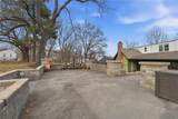 1038 Woodland Court - Photo 36