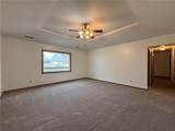 704 12th Terrace - Photo 8