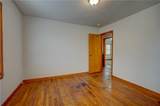 105 9th Street - Photo 18