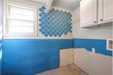 7631 Windsor Street - Photo 32