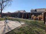 618 Oakmont Drive - Photo 3