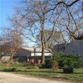 215 Cottonwood Street - Photo 14
