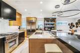 6251 Wornall Road - Photo 18