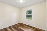 11709 Lawndale Avenue - Photo 20