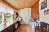 2710 Windsor Avenue - Photo 17