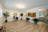 210 Myron Avenue - Photo 21