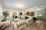 210 Myron Avenue - Photo 6