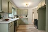 210 Myron Avenue - Photo 8