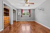 1 Vine Street - Photo 22