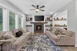 804 Holly Court - Photo 9