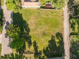 1215 Armstrong Avenue - Photo 4