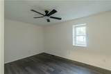 9525 Manning Avenue - Photo 9