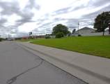 2908 22nd Street - Photo 2