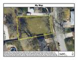 10740 White Avenue - Photo 4